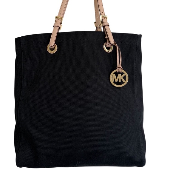 MK bag,Black thick material, leather straps. - Picture 5 of 11